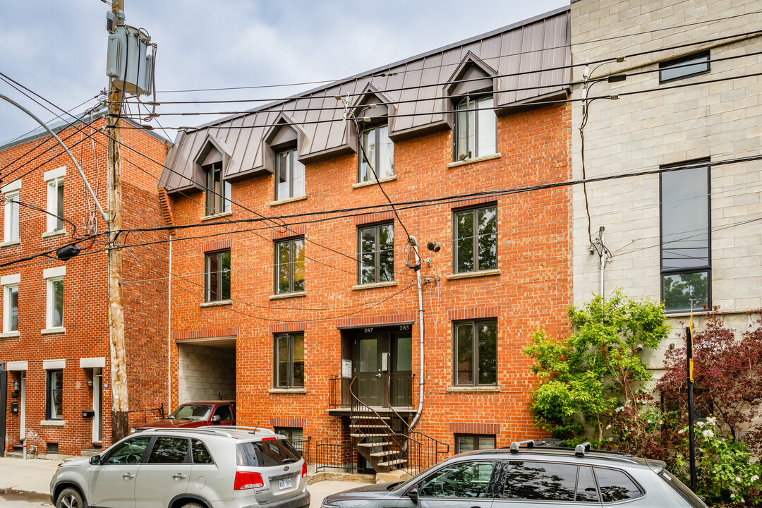 283 Saint-Ferdinand Rue in Montréal, QC - Building Photo