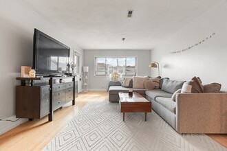 925 E 2nd St in Boston, MA - Building Photo - Building Photo