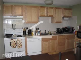276 Corey Rd-Unit -Apt 31A in Boston, MA - Building Photo - Building Photo