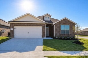 5400 Gold Pond Dr in Fort Worth, TX - Building Photo