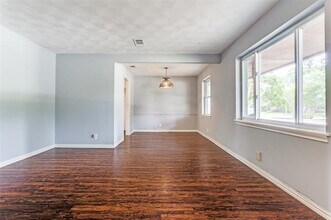 702 S Waterview Dr in Richardson, TX - Building Photo - Building Photo