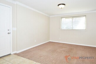 5740 S 900 E in Murray, UT - Building Photo - Building Photo