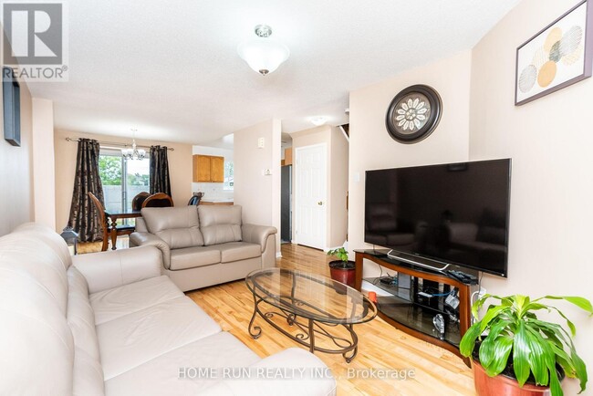 1479 Lynx Crescent in Ottawa, ON - Building Photo - Building Photo