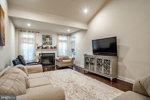 416 Patriots Path in Malvern, PA - Building Photo