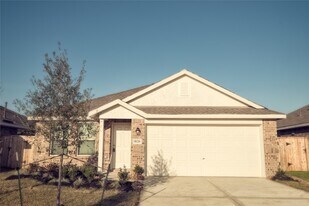9126 Harvest Steel Dr in Baytown, TX - Building Photo