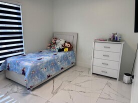 1148 Grandview Cir in Royal Palm Beach, FL - Building Photo