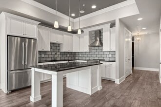 1024 Club View Dr in Gallatin, TN - Building Photo - Building Photo