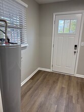 1247 Pleasant View Dr in Cookeville, TN - Foto de edificio - Building Photo