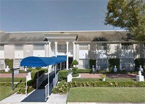 2701 Bellefontaine in Houston, TX - Building Photo