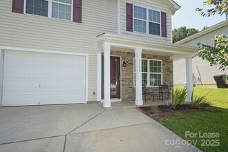 3130 Osceola Lane in Charlotte, NC - Building Photo - Building Photo
