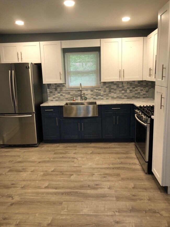 25 S Lakeview Dr Rentals in Jackson, NJ