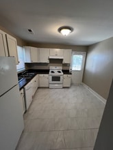 5026 Lochlain Dr in Charlotte, NC - Building Photo - Building Photo