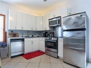 5200 Avenue F in Austin, TX - Building Photo - Building Photo