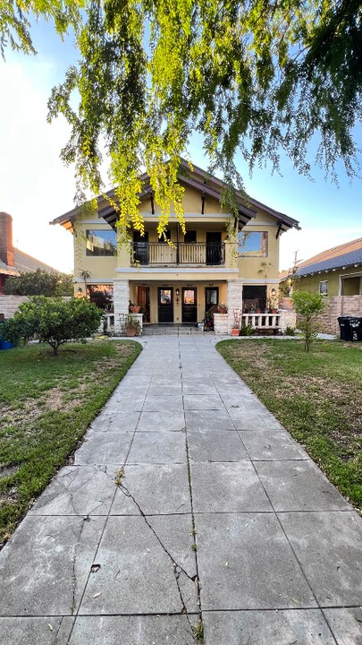 2631 Huron St in Los Angeles, CA - Building Photo