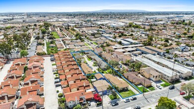 5100-5106 Elizabeth St in Cudahy, CA - Building Photo - Building Photo