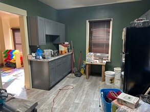 9917 Rosehill Ave in Cleveland, OH - Building Photo - Building Photo