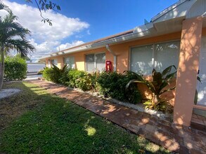 914 N J St in Lake Worth Beach, FL - Building Photo - Building Photo