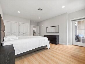 320 Middlesex Ave, Unit 320 Middlesex Avenue in Medford, MA - Building Photo - Building Photo
