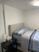 4926 W Medill Ave in Chicago, IL - Foto de edificio - Building Photo