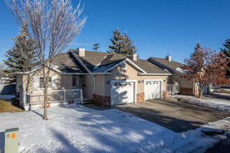 Del Monica Villas in Calgary, AB - Building Photo - Building Photo