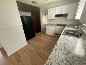 1405 Dianne Dr in Jackson, MS - Building Photo - Building Photo