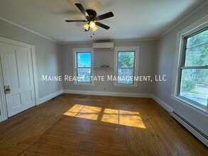 9 Summer St in Waterville, ME - Building Photo - Building Photo