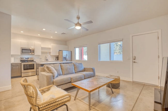 Zona Verde in Tucson, AZ - Building Photo - Building Photo