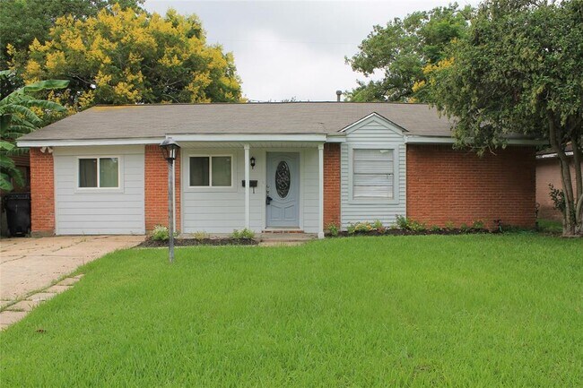 property at 3718 Darlinghurst Dr