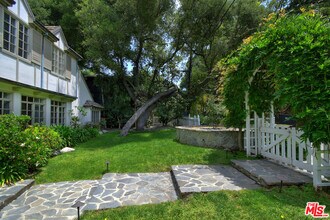 3254 Oakdell Rd in Los Angeles, CA - Building Photo - Building Photo