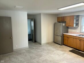 472 N 17th St in Noblesville, IN - Building Photo - Building Photo