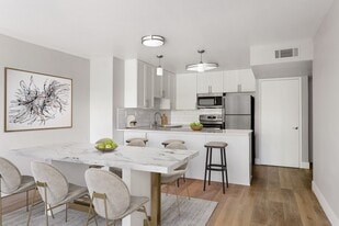 Summer House in Alameda, CA - Building Photo