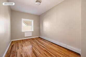 315 E 163rd St in Bronx, NY - Foto de edificio - Building Photo