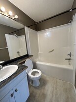 155 Edwards Dr SW in Edmonton, AB - Building Photo