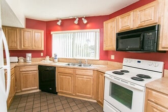 160 Ocean Hibiscus Dr in St. Augustine, FL - Building Photo - Building Photo
