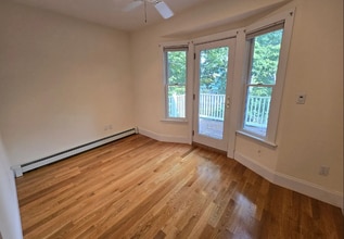 10 Selkirk Rd, Unit 4 in Boston, MA - Building Photo - Building Photo