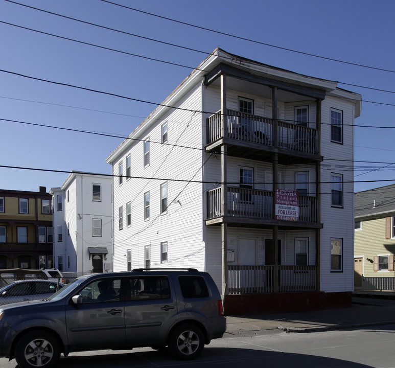 127 De Pasquale Ave in Providence, RI - Foto de edificio