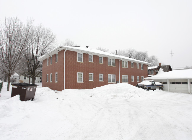 1534 S 11th St in Lincoln, NE - Building Photo - Building Photo