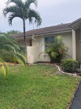 11702 SW 108th Ln in Miami, FL - Building Photo - Building Photo