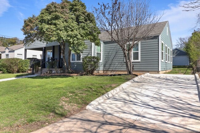 3557 Winston Rd in Fort Worth, TX - Building Photo - Building Photo