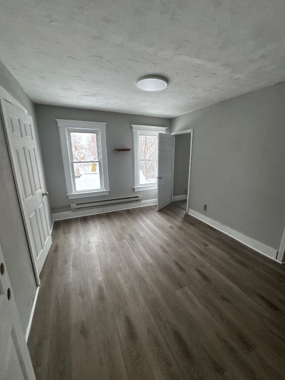 61 Thorp St-Unit -4 in Binghamton, NY - Building Photo - Building Photo
