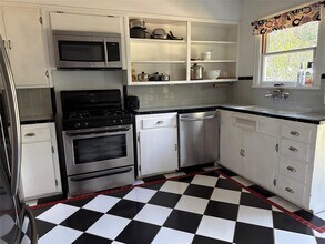 1206 Arcadia Ave in Austin, TX - Building Photo - Building Photo
