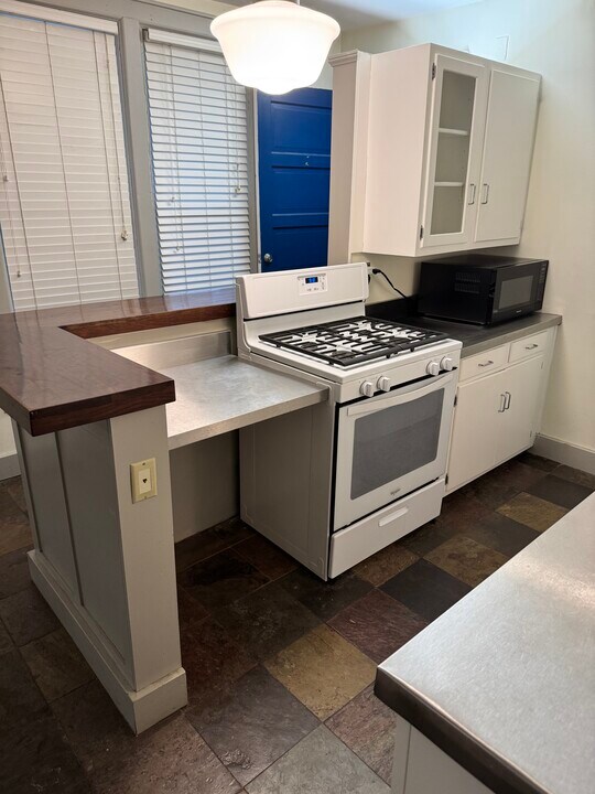 726 Lake Dr SE, Unit B in Grand Rapids, MI - Foto de edificio