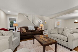 29 Versailles Ave in Portsmouth, NH - Building Photo - Building Photo