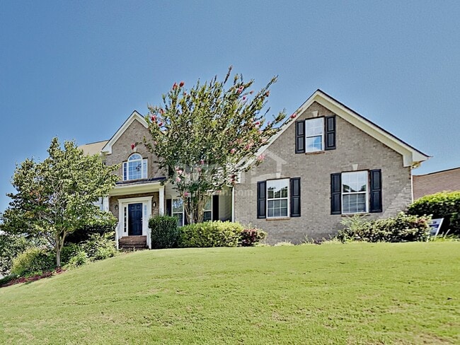 327 Meadowcrest Cir