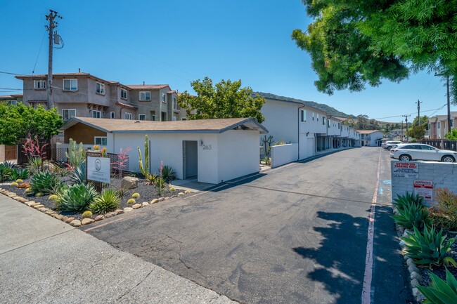 University Chorro Commons in San Luis Obispo, CA - Building Photo - Building Photo