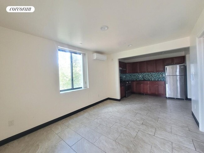 property at 461 Winthrop St