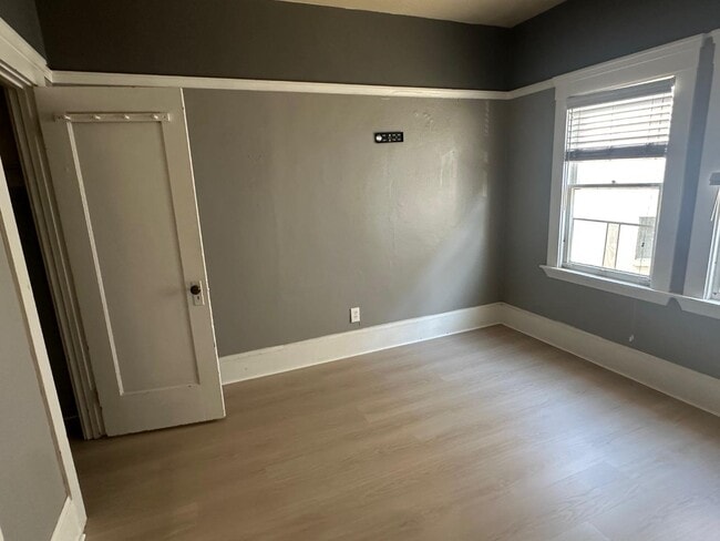 5480 Vicente Way in Oakland, CA - Building Photo - Building Photo