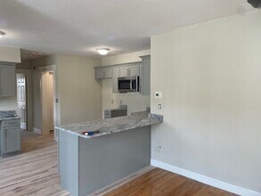 154 Lovell St in Worcester, MA - Building Photo - Building Photo