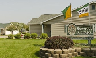 Briarwood Cottages of Oshkosh
