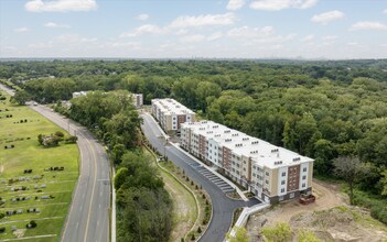 5 Soldier Hill Rd in Paramus, NJ - Building Photo - Building Photo